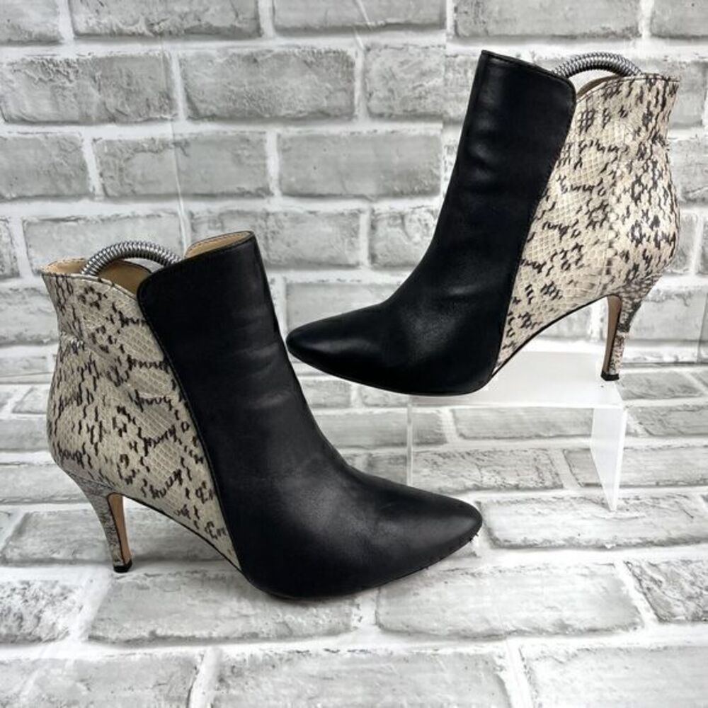 J. Renee Luxe Women’s Size 7.5 Black Leather Snakeskin Ankle Zip Booties